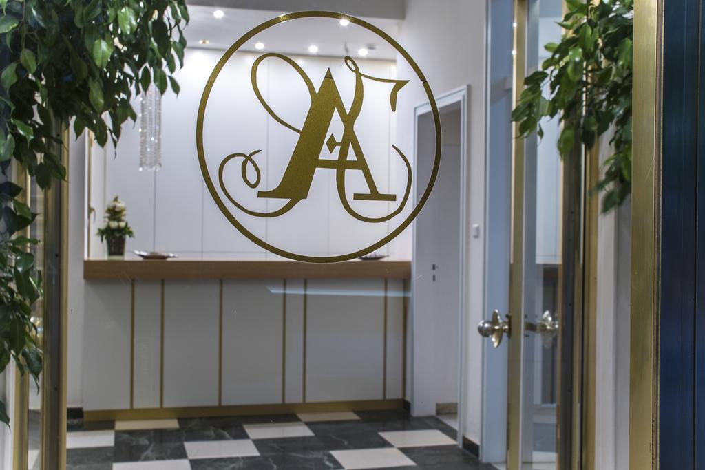 Ares Athens Hotel Екстериор снимка